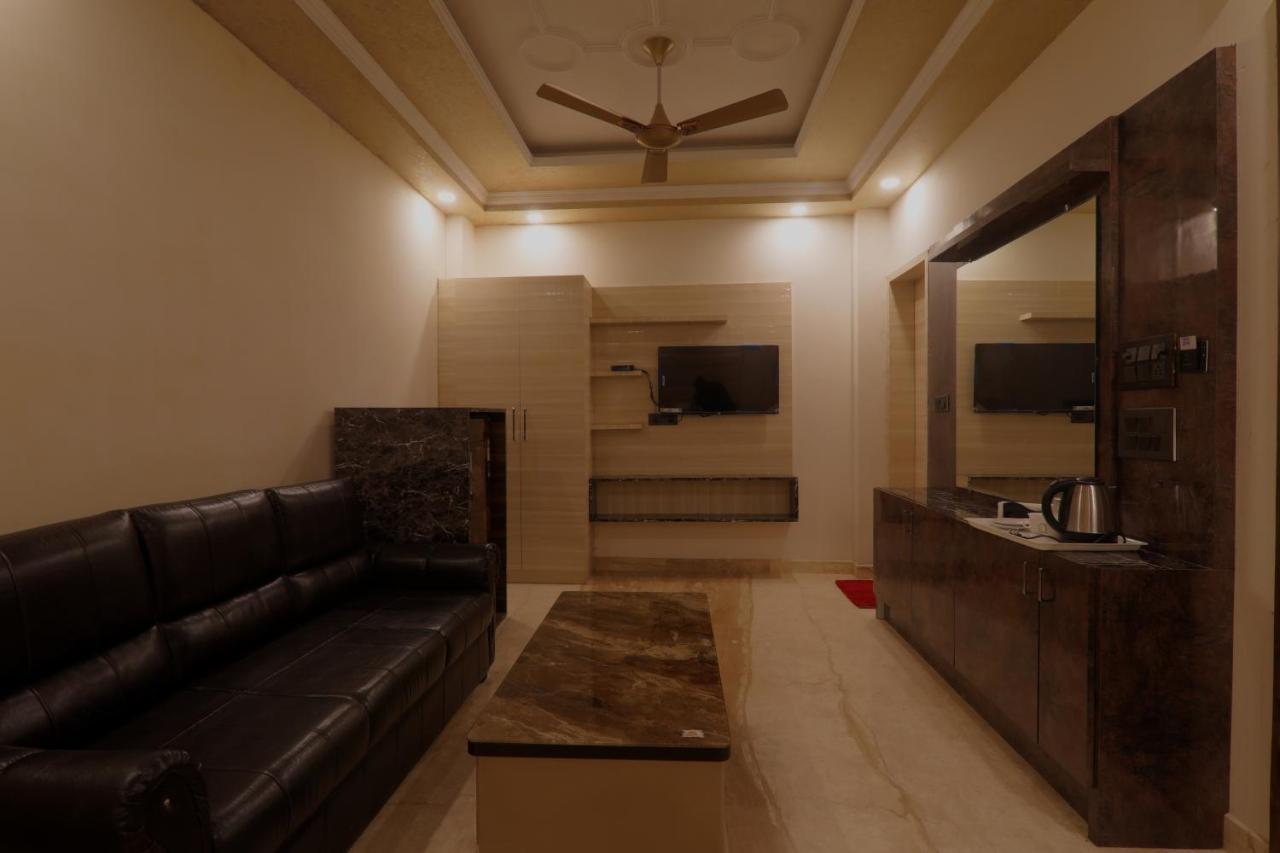 Shri Tirupati Residency Hotel Lucknow Bagian luar foto