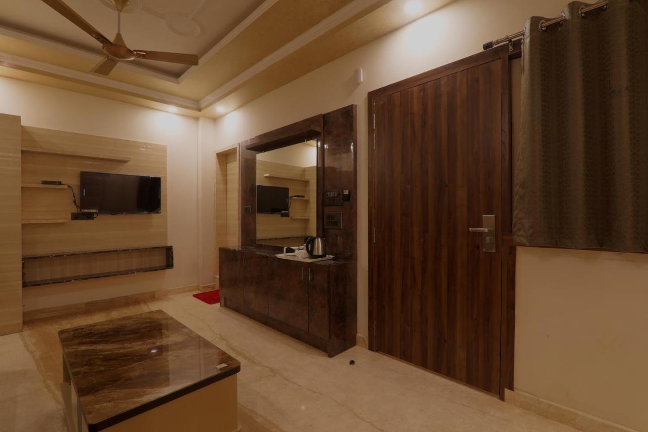 Shri Tirupati Residency Hotel Lucknow Bagian luar foto