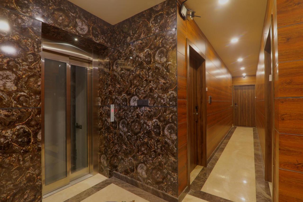 Shri Tirupati Residency Hotel Lucknow Bagian luar foto