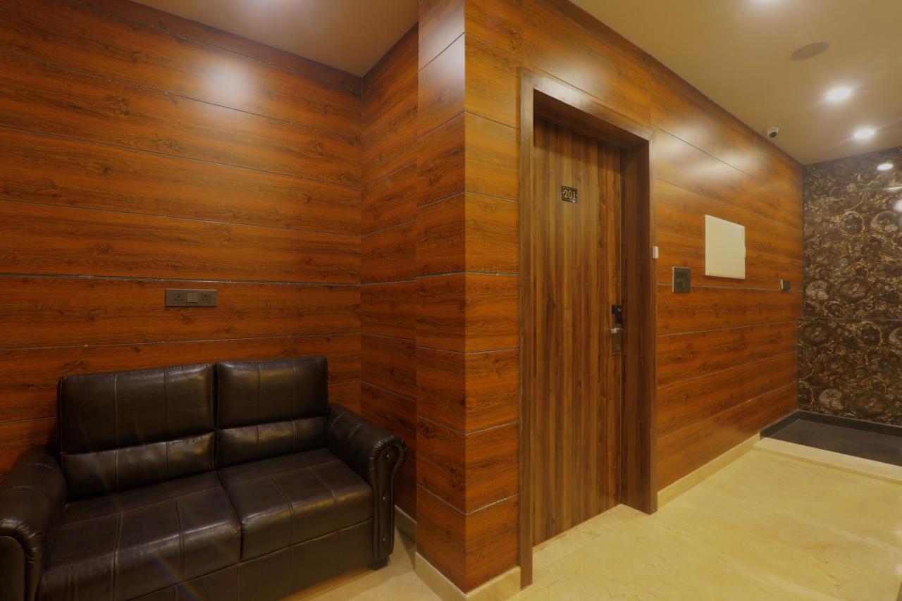 Shri Tirupati Residency Hotel Lucknow Bagian luar foto