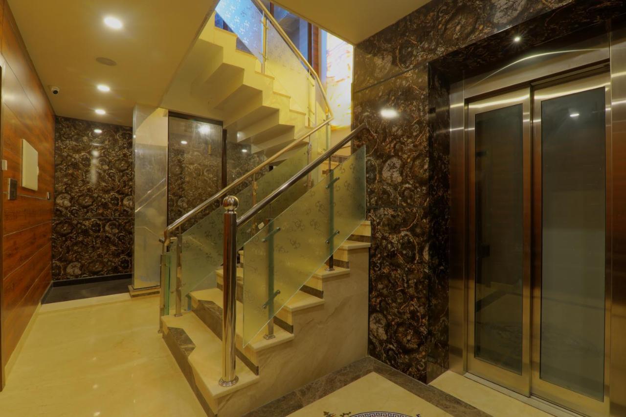 Shri Tirupati Residency Hotel Lucknow Bagian luar foto