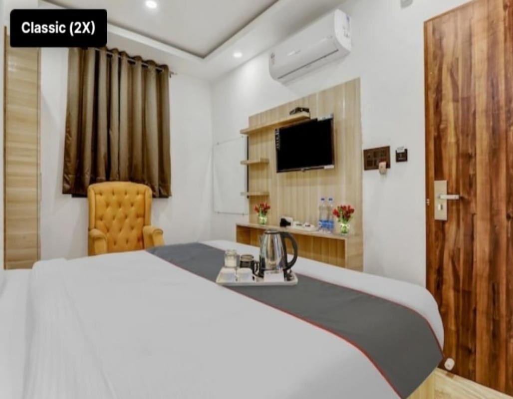 Shri Tirupati Residency Hotel Lucknow Bagian luar foto